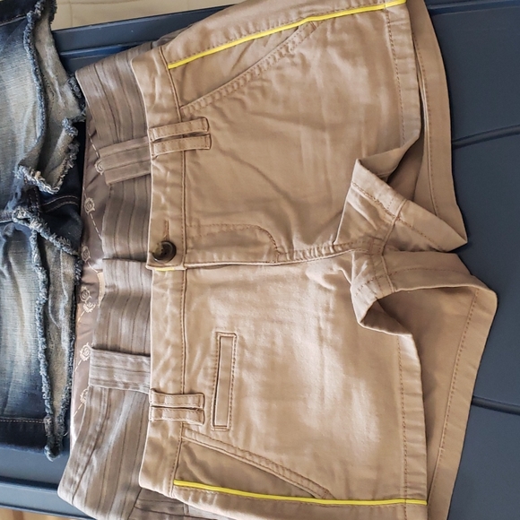 Shorts bundle - Picture 3 of 10